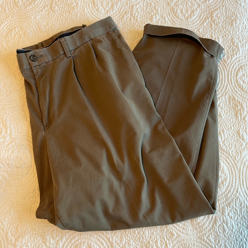 Dockers Relaxed Fit Signature Khakis Dress Pant 42 x 32